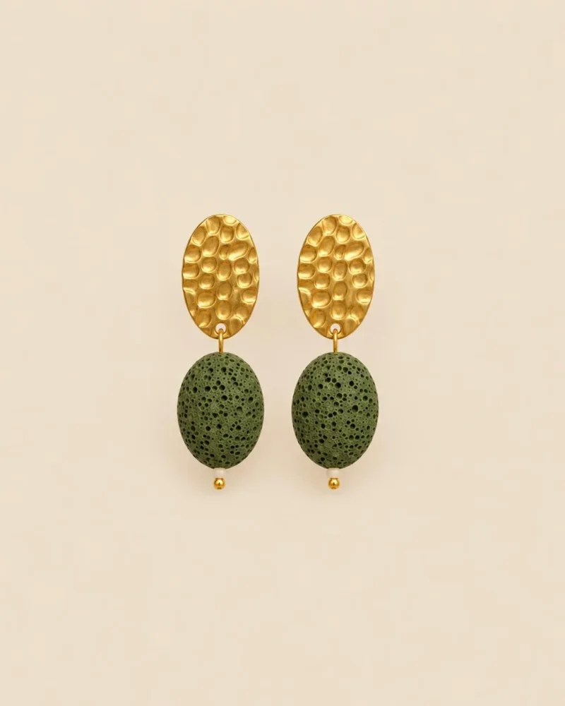 Pendientes CALIA ovalados martillados con piedra natural verde